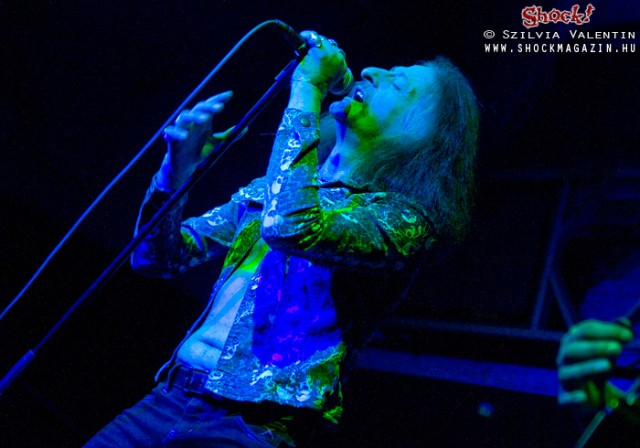 pentagram_p2009_13