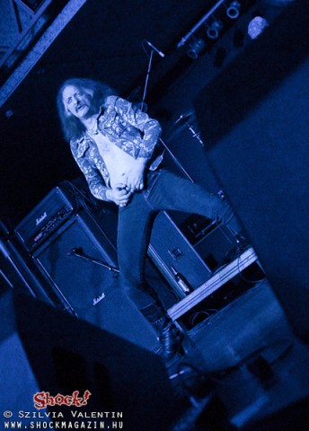 pentagram_p2009_17