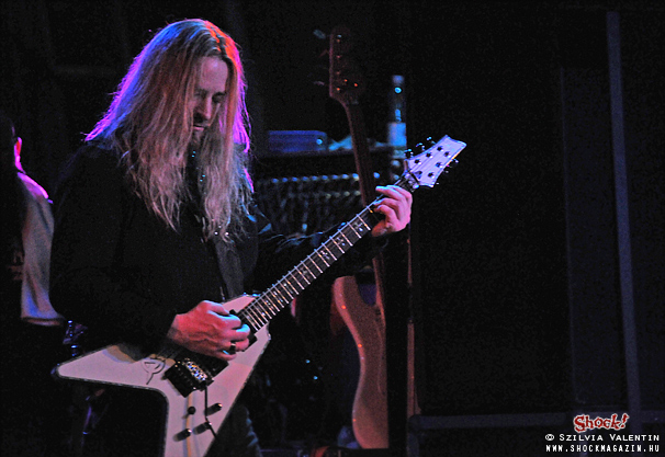 sanctuary_k_2015_02