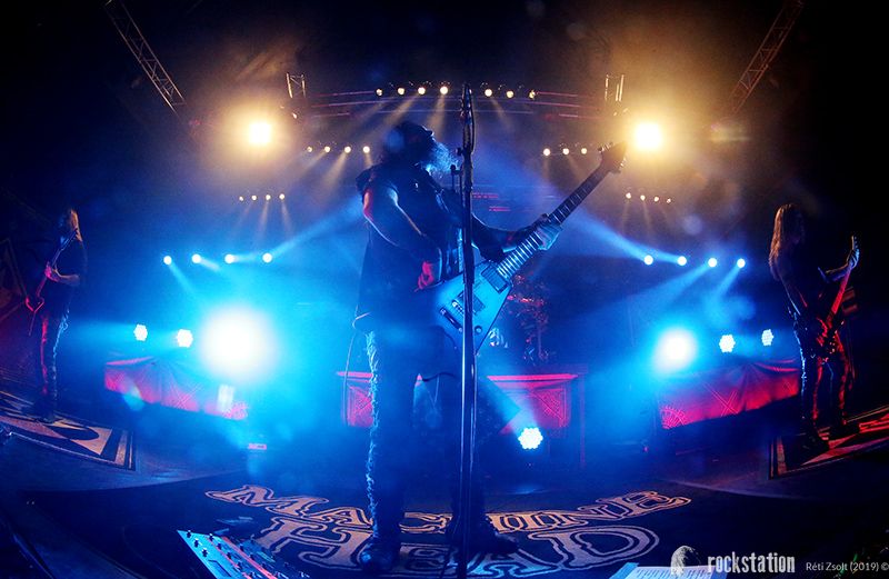 1022_machine_head2