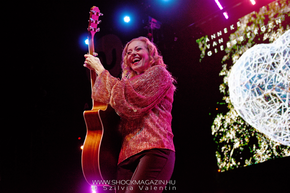 anneke_van_giersbergen_k2022_02