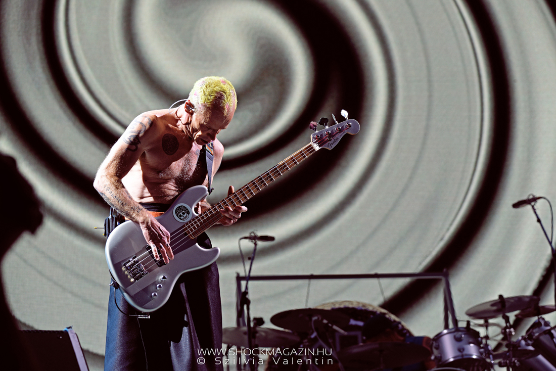 red_hot_chili_peppers_k2022_07
