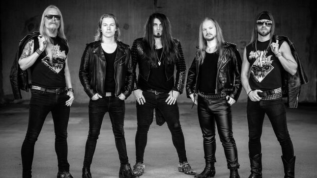„Az Afterglow simán az album egyik legfogósabb dala”