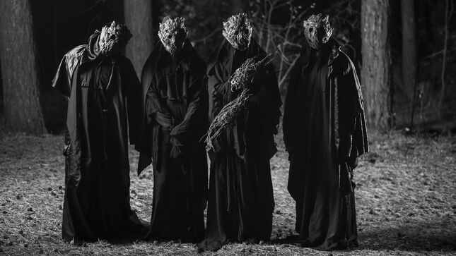 „A Nightshade brutális, ugyanakkor gyönyörűséges és ellenállhatatlanul vonzó album”