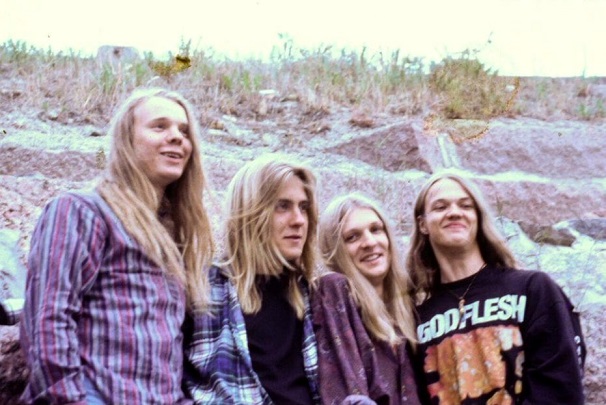 amorphis_3