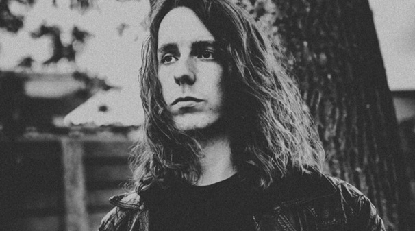 „A dalt zeneileg elsősorban a ’80-as évek végi thrash ihlette”