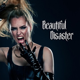 Lily Löwe: Beautiful Disaster