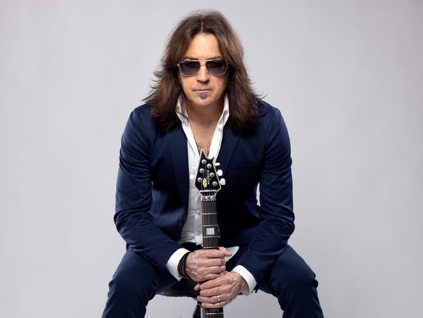 „Semmiképpen sem középutas a lemez, hanem épp ellenkezőleg”