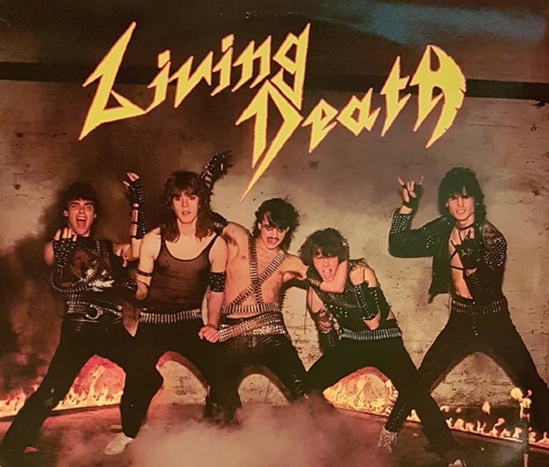 livingdeath_7